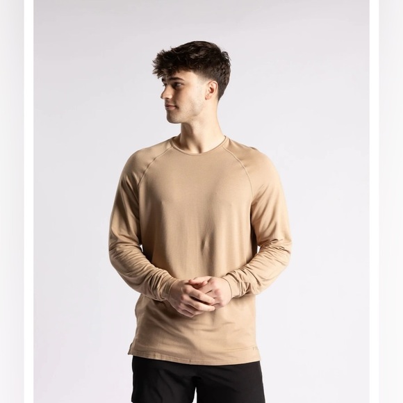 P’tula Men’s Casual Long Sleeve Athletic Shirt Tee Sz M Desert Tan Athleisure - Picture 4 of 9